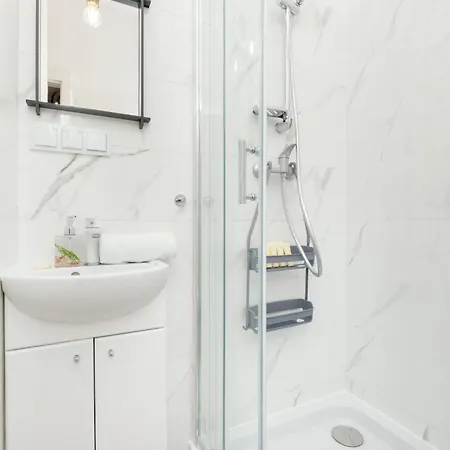 Helska Functional Near The With Parking By Renters * סופוט