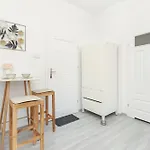 Helska Functional Near The With Parking By Renters Appartamento *