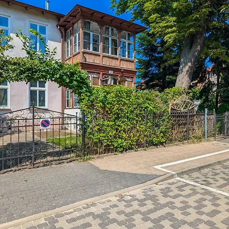 Helska Functional Near The With Parking By Renters Apartment Sopot