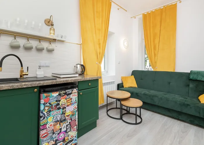 Helska Functional Near The With Parking By Renters * Sopot